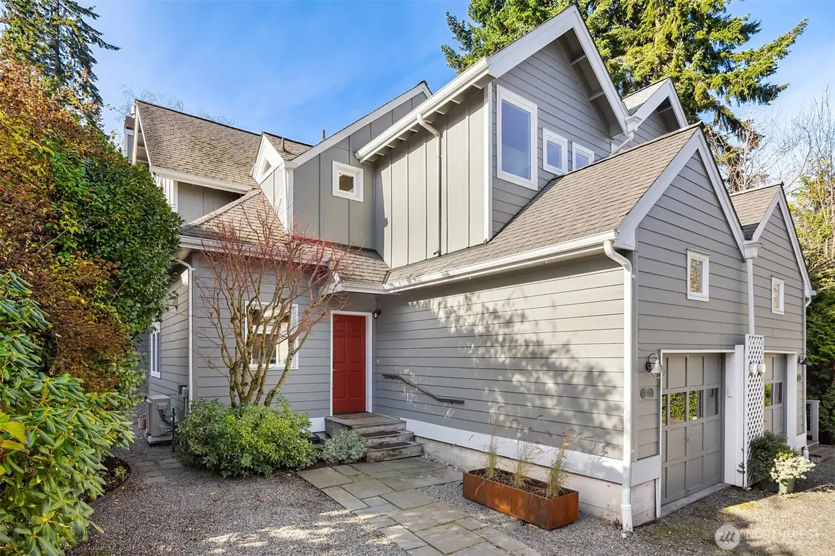 171 Wallace Way Ne #B, Bainbridge Island, WA 98110 - Image #1