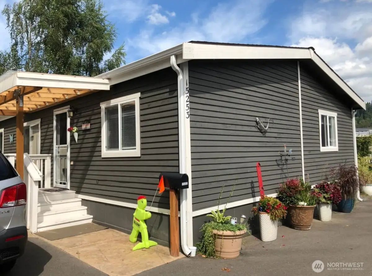 15253 Pine Drive, Renton, WA 98058 - Image #1