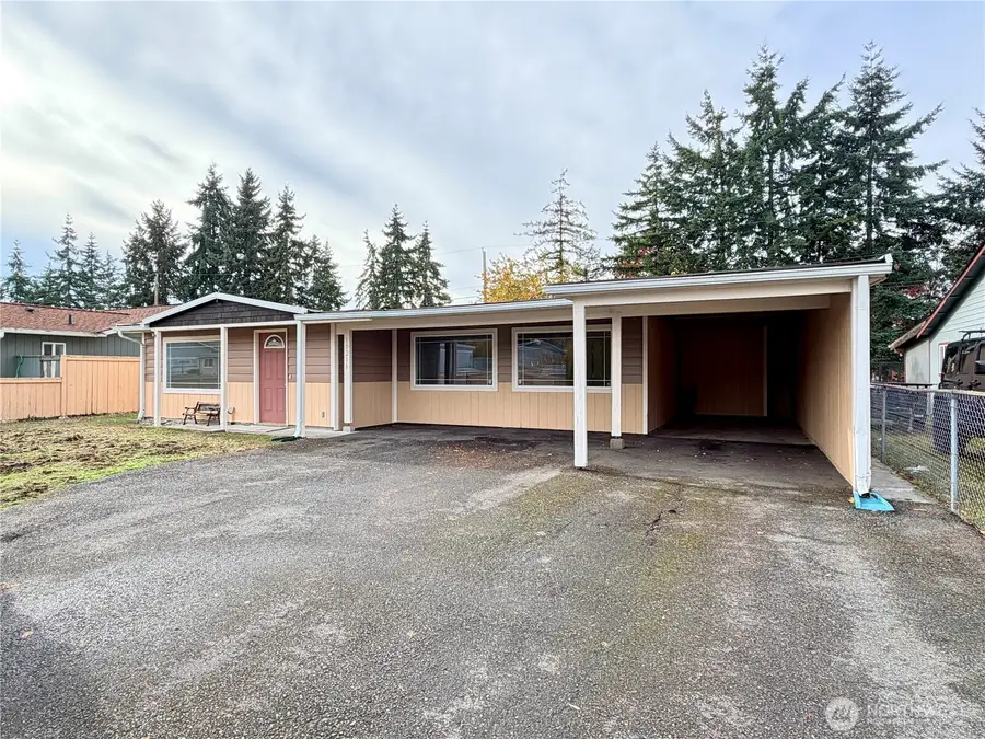 10216 Villa Lane Sw, Lakewood, WA 98499 - Image #2