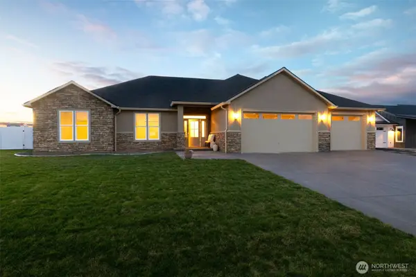 2210 S 96th Avenue, Yakima, WA 98903