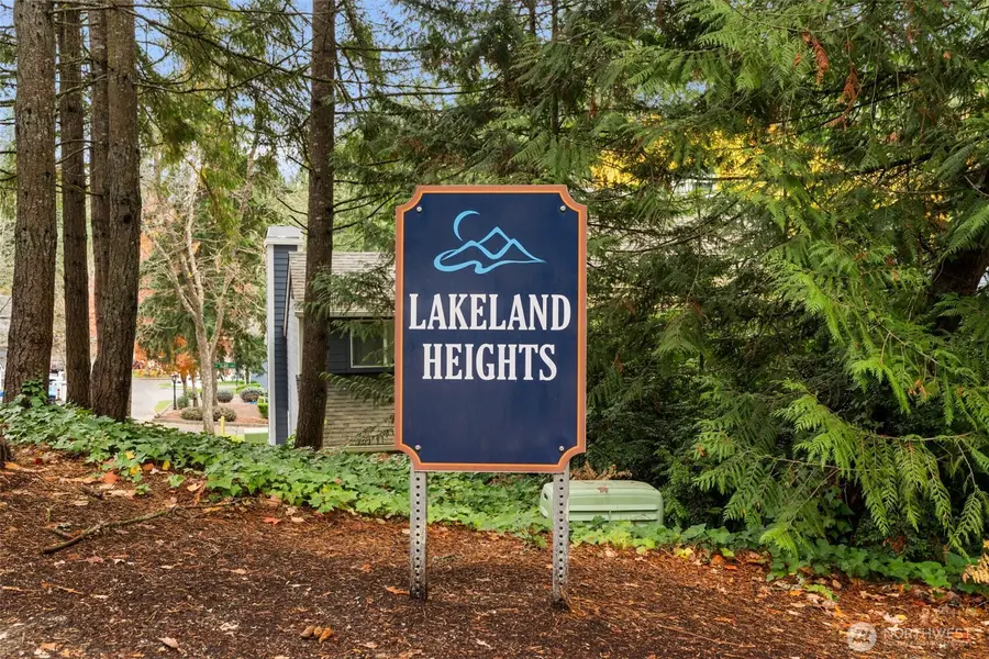 1330 NW Slate Lane #101, Silverdale, WA 98383 - Image #2