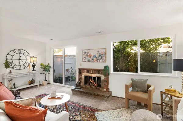 1421 W Casino Road #A17, Everett, WA 98204