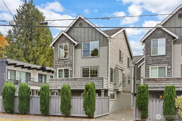 4535 NE 55th Street, Seattle, WA 98105