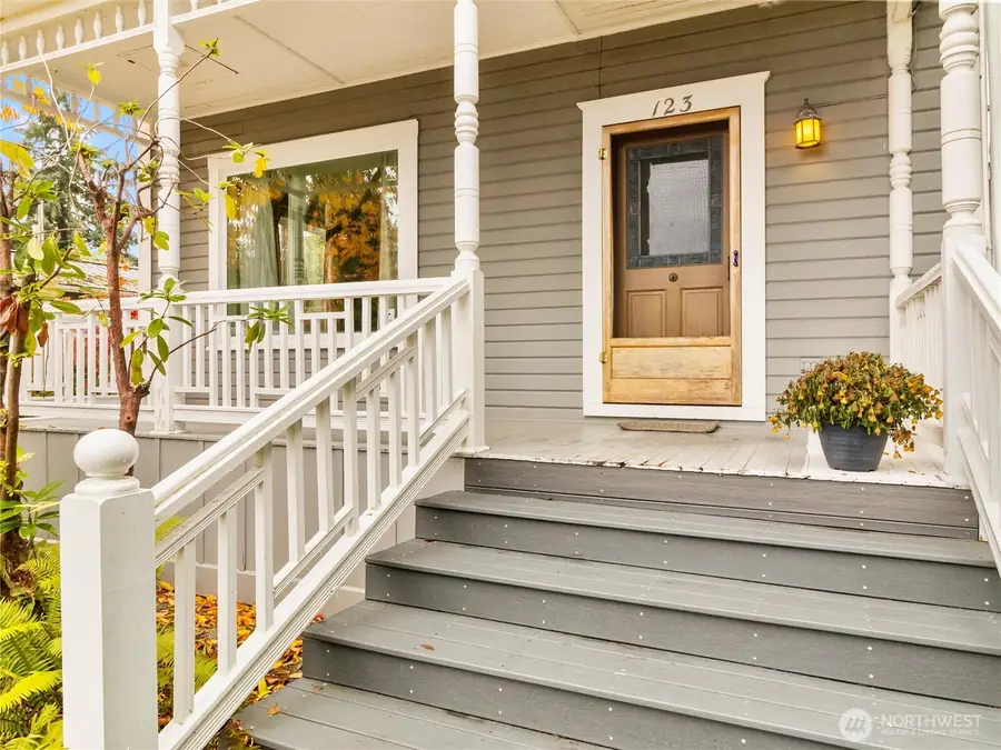 123 Rogers Street Nw, Olympia, WA 98502 - Image #3