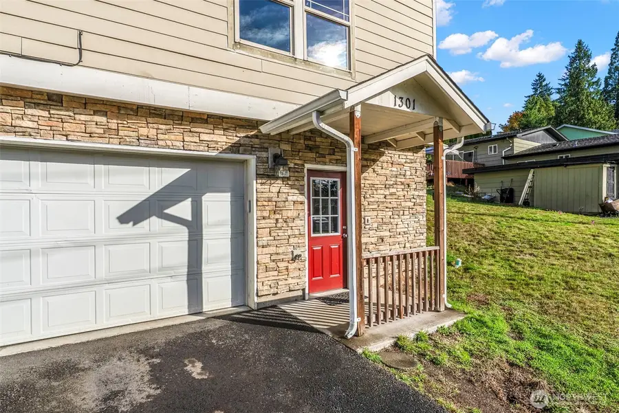 1301 Sunrise St, Kelso, WA 98626 - Image #3