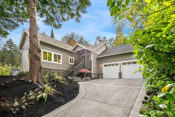 18029 24th Avenue Ne, Shoreline, WA 98155