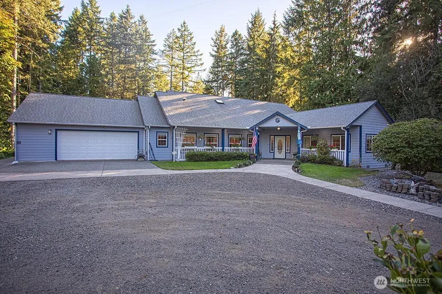 2213 NW Mountain View Road, Silverdale, WA 98383 - Image #2