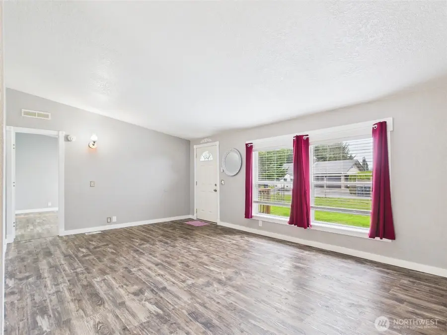 27 Garden Tracts Road, Montesano, WA 98563 - Image #3