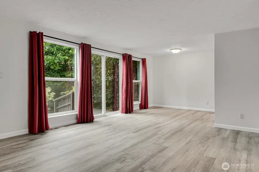 184 SW 200th Street, Normandy Park, WA 98166 - Image #3