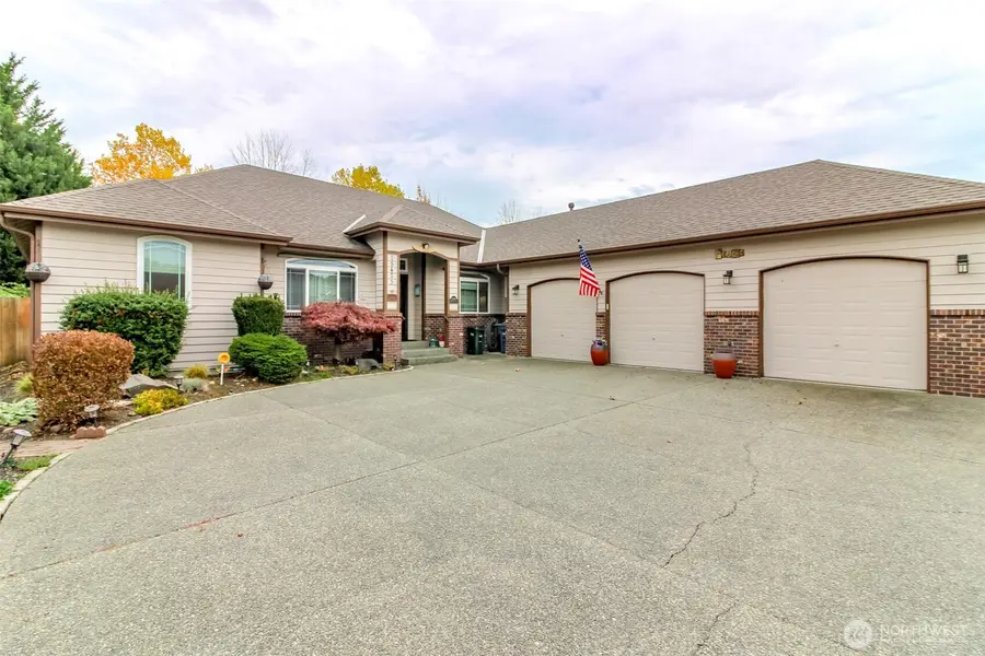 15405 148th Avenue Ct E, Orting, WA 98360 - Image #2