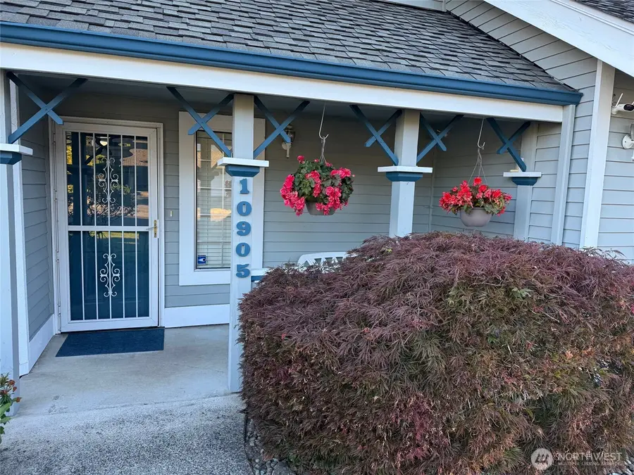 10905 SE 220th Place, Kent, WA 98031 - Image #2