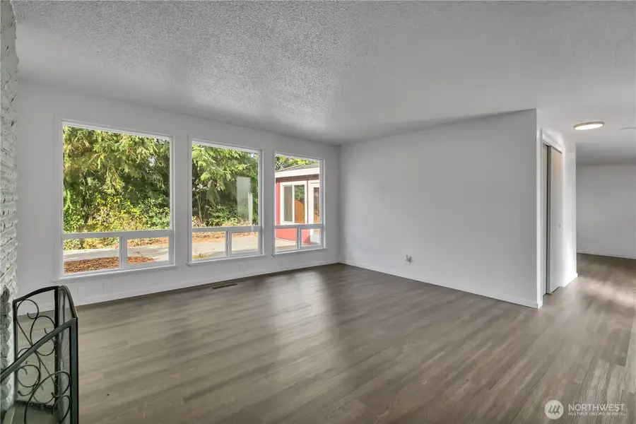 10502 108th Avenue Sw, Tacoma, WA 98498 - Image #3