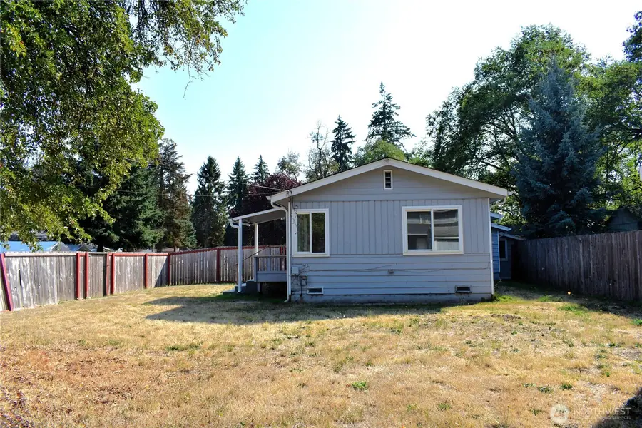 11452 8th Avenue Ct S, Tacoma, WA 98444 - Image #2