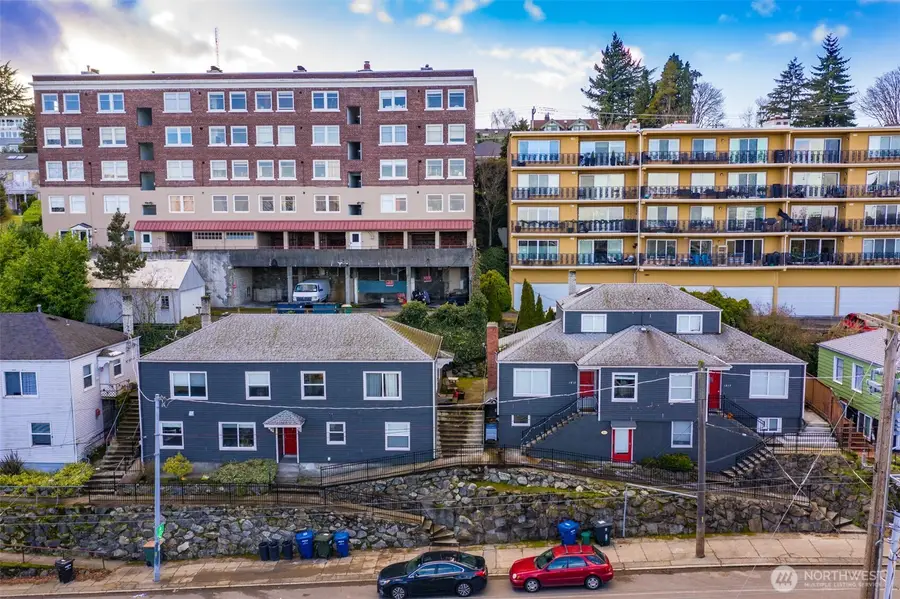 1809 5th Avenue N, Seattle, WA 98109 - Image #2