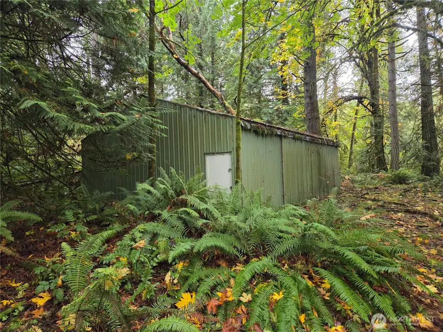 8721 Salty Drive Nw, Olympia, WA 98502 - Image #2