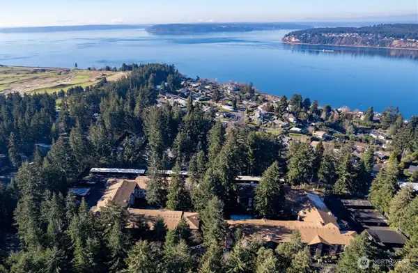 4501 Grandview Drive W #T-114, Tacoma, WA 98466