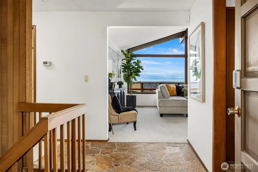 4424 139th Avenue Se, Bellevue, WA 98006 - Image #2