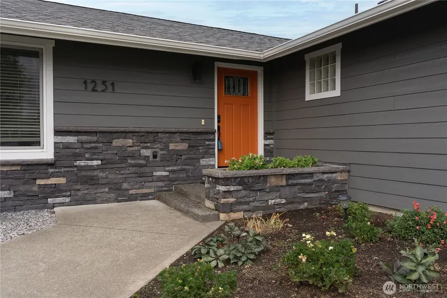 1251 Garden Circle, Lynden, WA 98264 - Image #2
