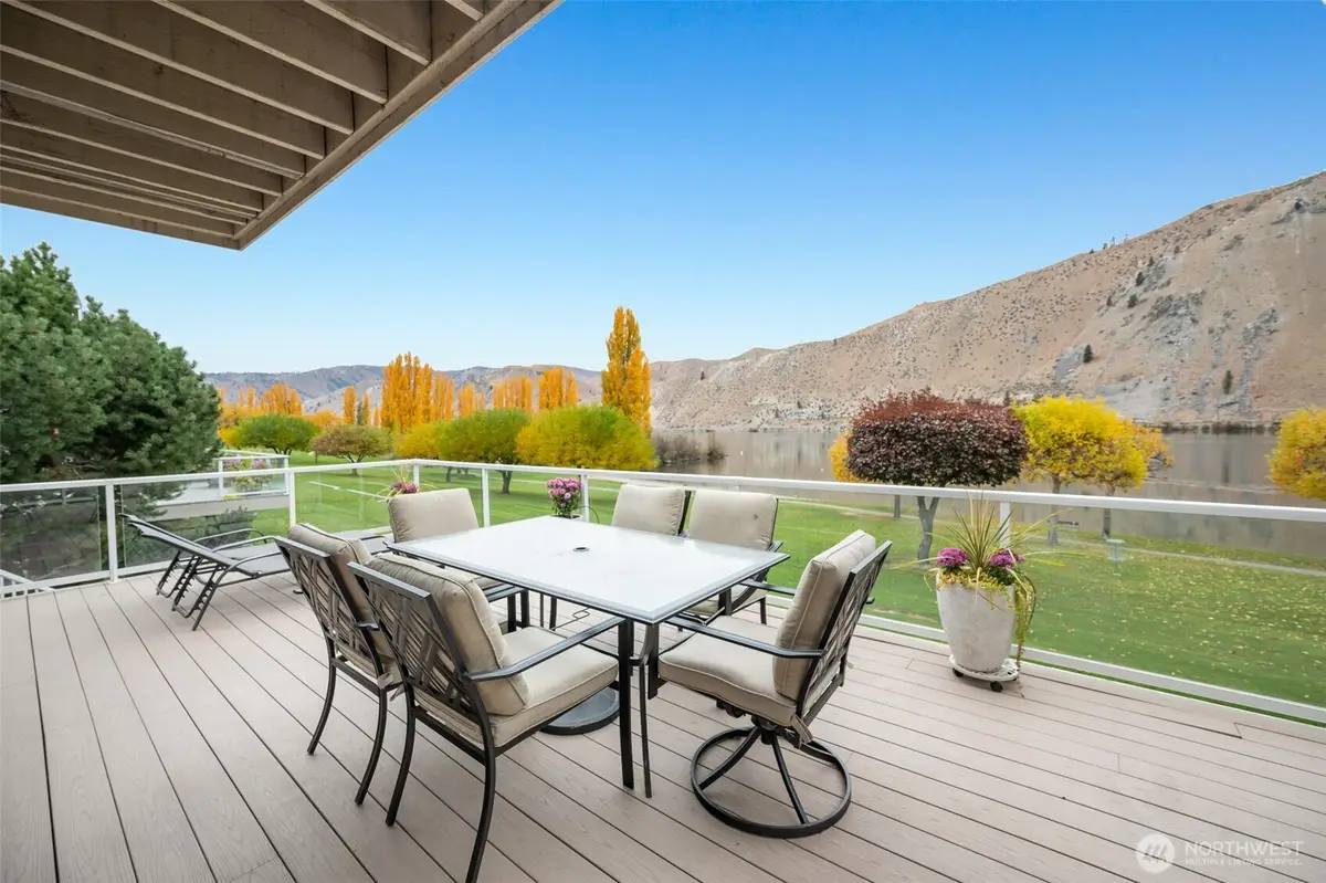 345 Lakefront Drive, Orondo, WA 98843 - Image #1