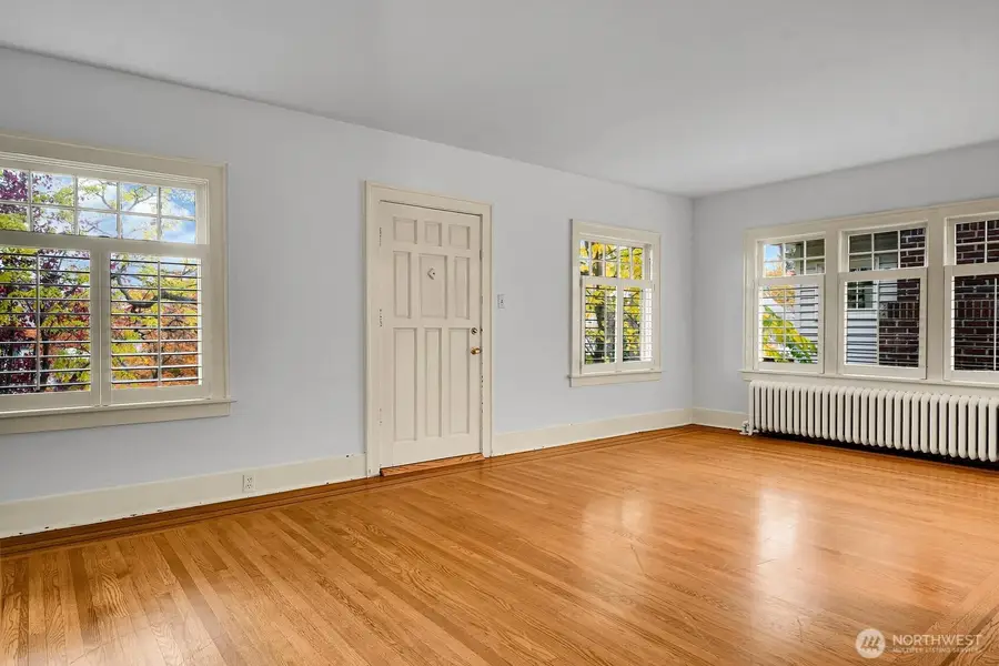 1512 10th Avenue W, Seattle, WA 98119 - Image #3