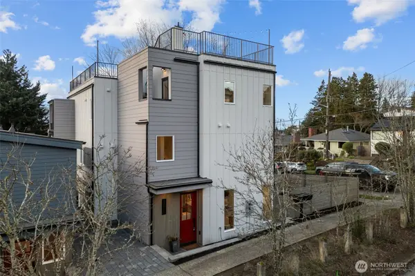 8405 42nd Avenue Sw, Seattle, WA 98136