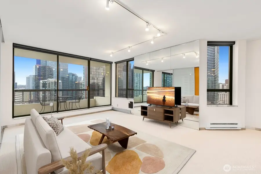 2201 3rd Avenue #2106, Seattle, WA 98121 - Image #3