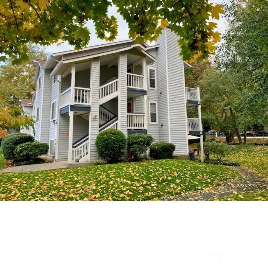 7453 Newcastle Golf Club Road #A304, Newcastle, WA 98059 - Image #2