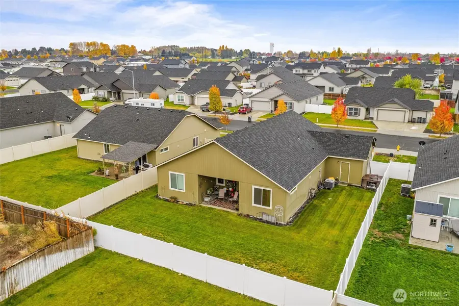 1354 Burr Avenue, Moses Lake, WA 98837 - Image #2
