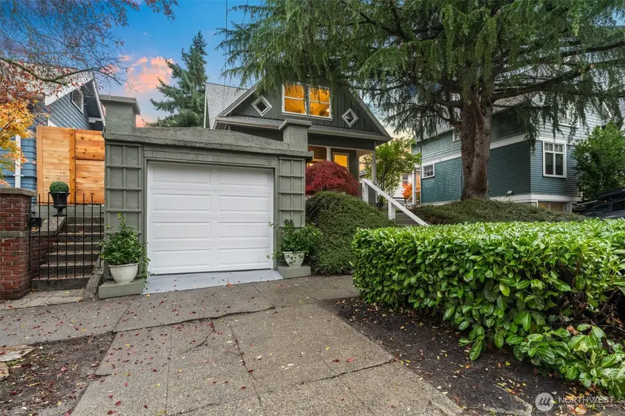 349 16th Avenue, Seattle, WA 98122 - Image #2