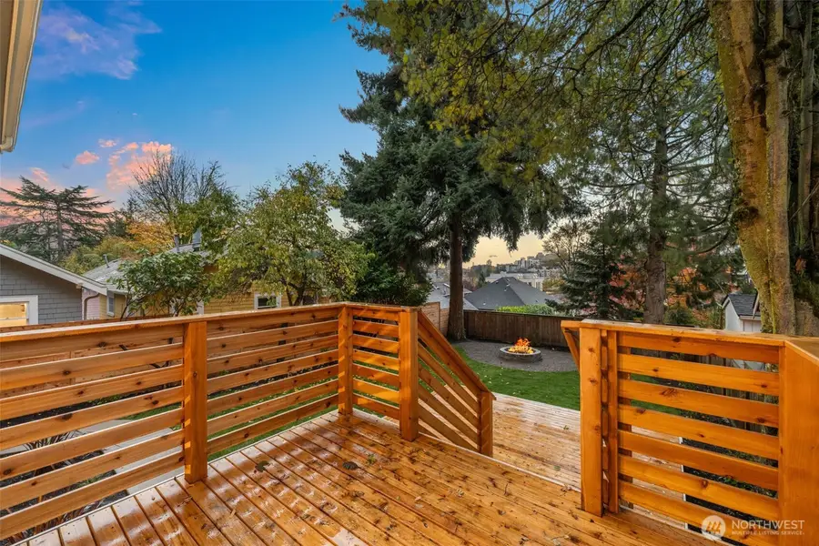 349 16th Avenue, Seattle, WA 98122 - Image #3