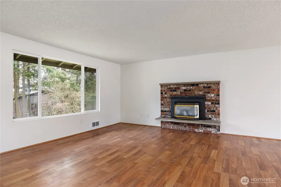 1904 Fir Woods Place, Oak Harbor, WA 98277 - Image #3