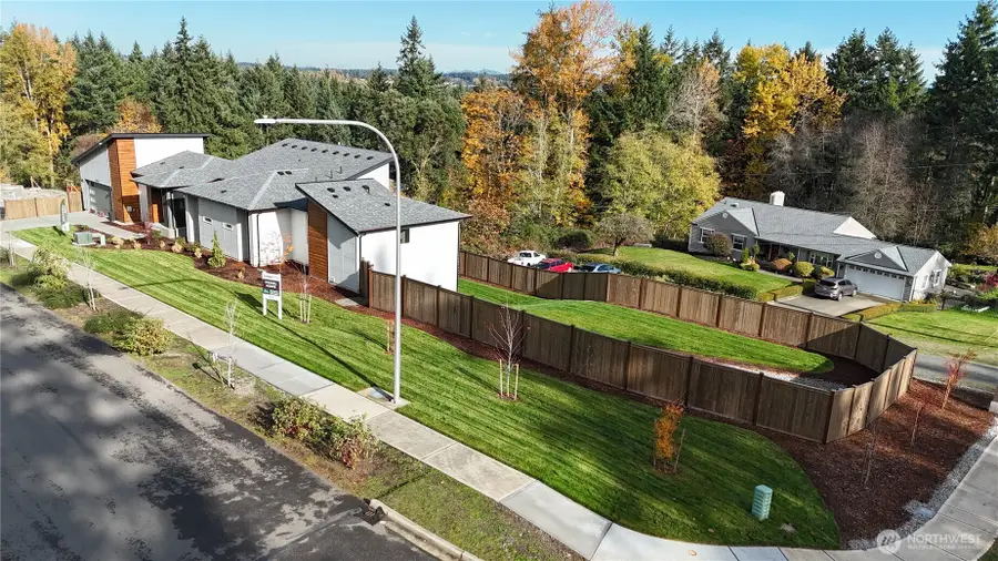 36520 SW 3rd Place Street #1, Federal Way, WA 98023 - Image #3