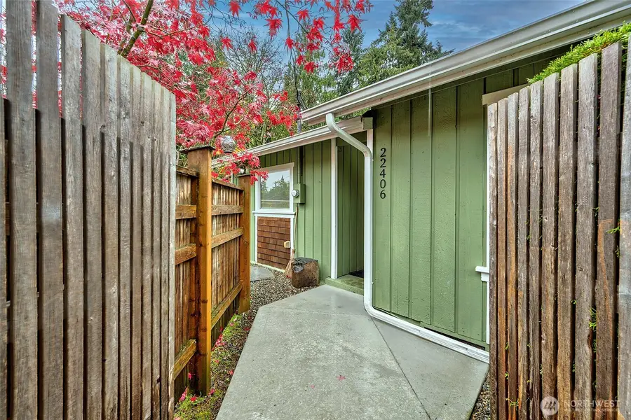 22406 53rd Avenue W, Mountlake Terrace, WA 98043 - Image #3