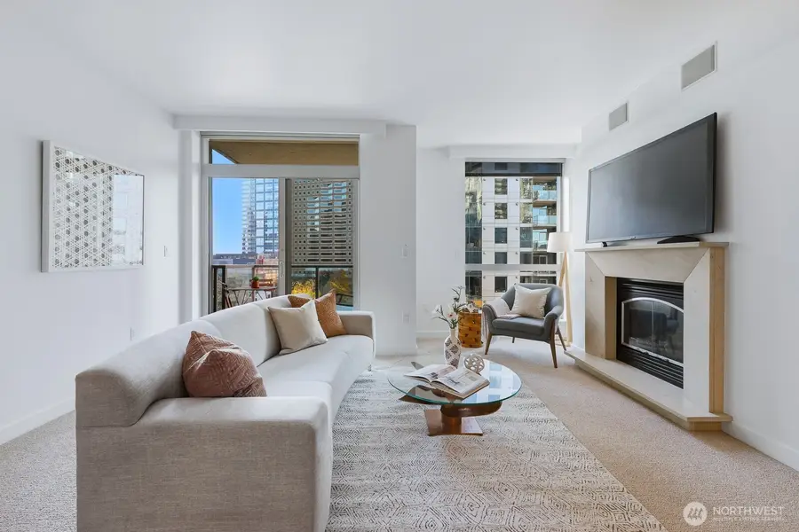 10610 NE 9th Place #923, Bellevue, WA 98004 - Image #2