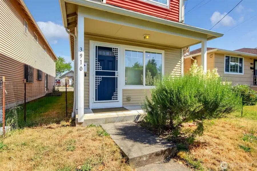 3910 S Holly Street, Seattle, WA 98118 - Image #2