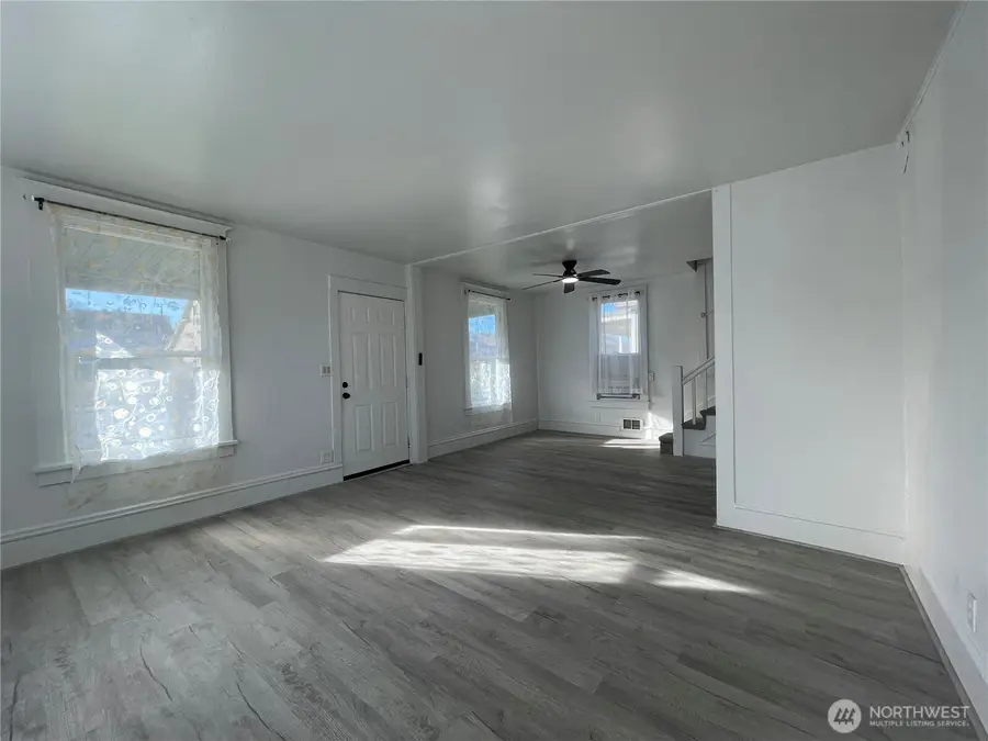 303 Methow Street, Wenatchee, WA 98801 - Image #3