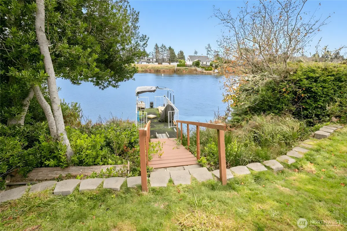 510 Sunset Avenue Ne, Ocean Shores, WA 98569 - Image #1