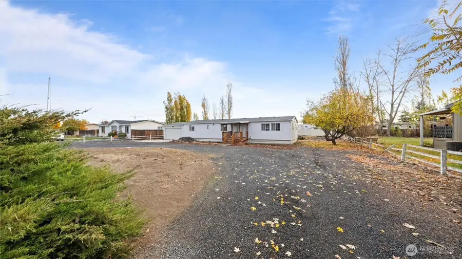 4397 Jackie Drive Ne, Moses Lake, WA 98837 - Image #2