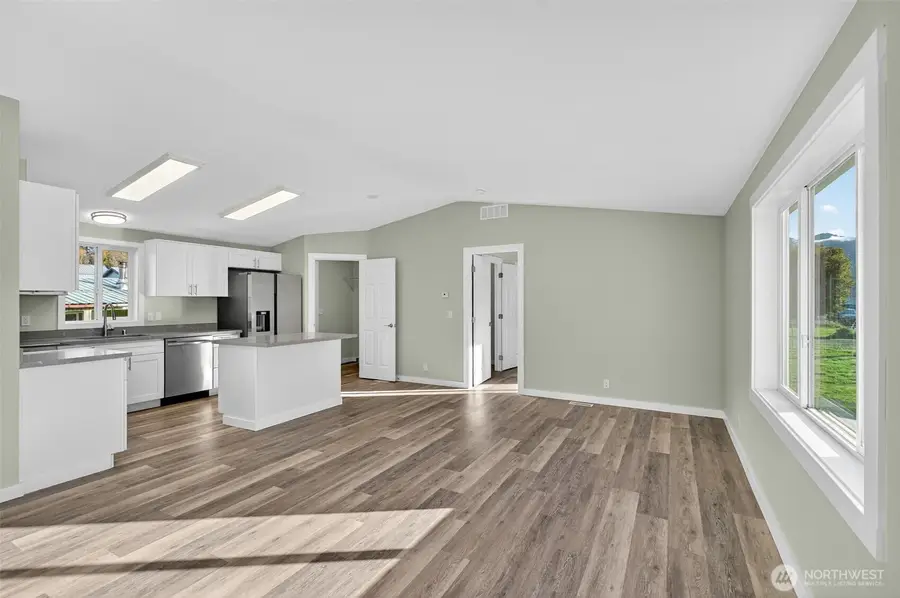 137 Collar Avenue, Morton, WA 98356 - Image #3