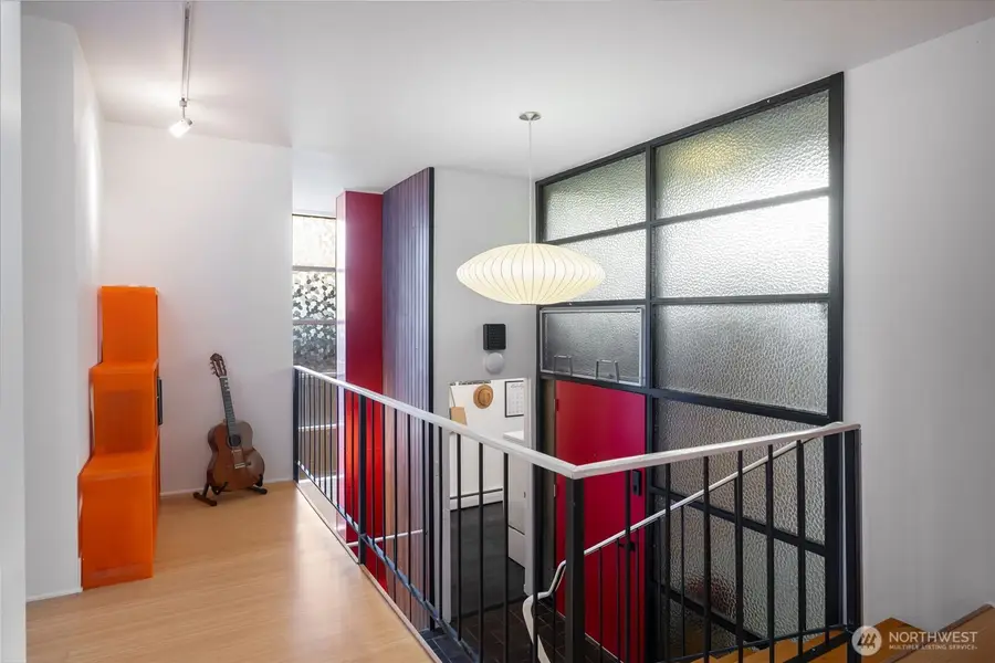 6620 57th Avenue Ne, Seattle, WA 98115 - Image #3