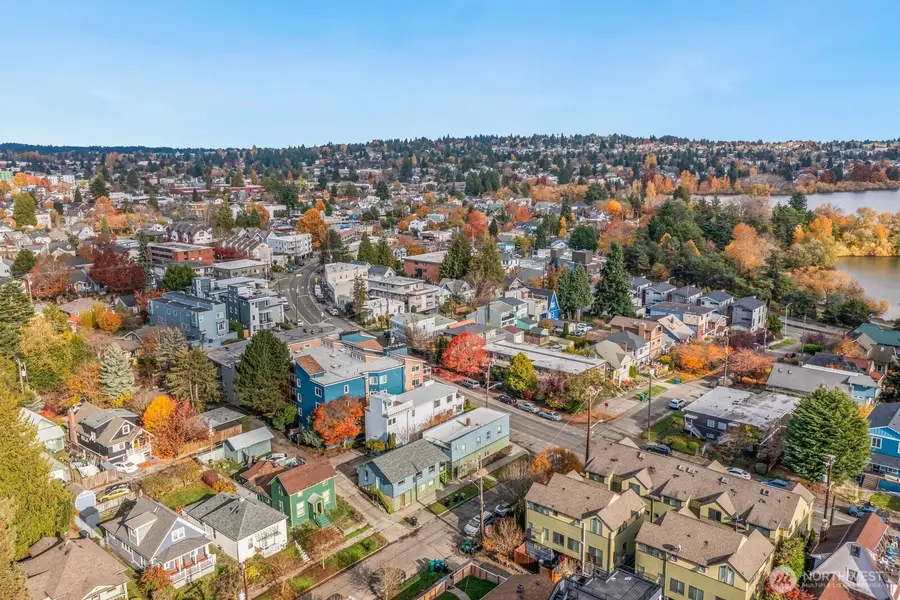 7103 Linden Avenue N #1-5, Seattle, WA 98103 - Image #2