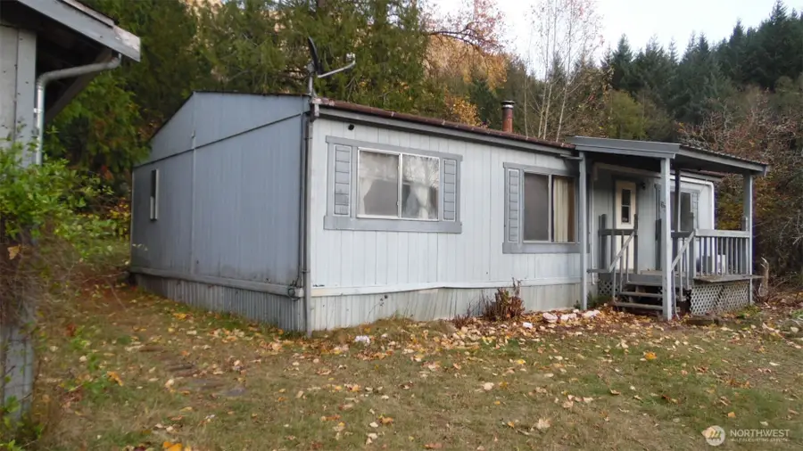 973 Davis Lake Road, Morton, WA 98356 - Image #2