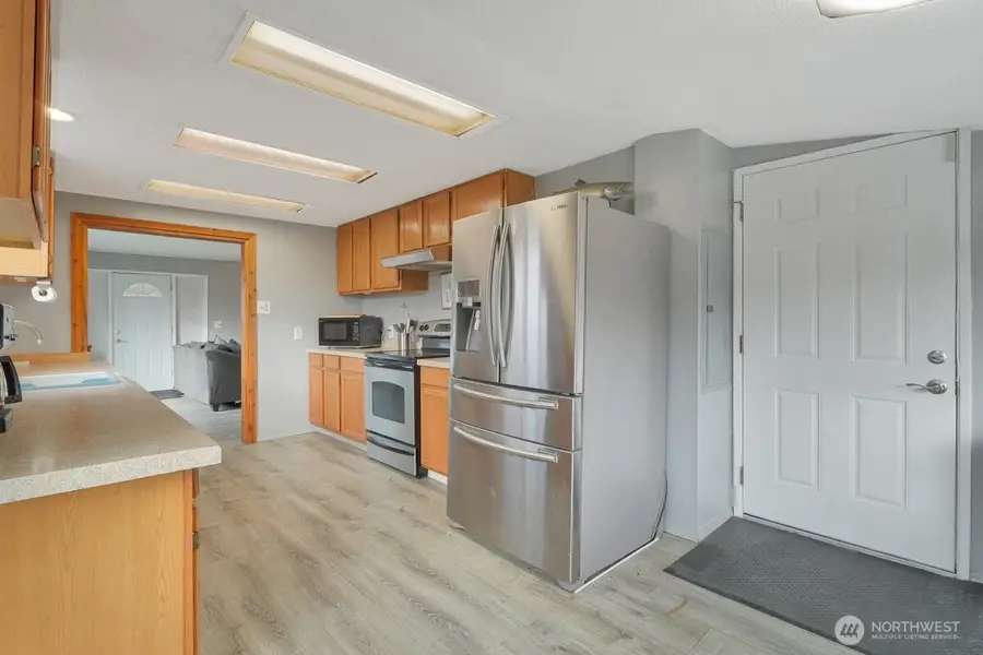 100 N Lewis Street, Aberdeen, WA 98520 - Image #2