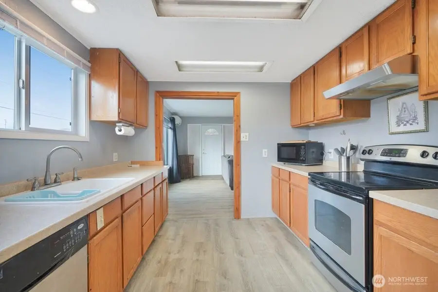 100 N Lewis Street, Aberdeen, WA 98520 - Image #3