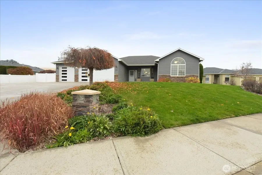 154 Springhill Drive, East Wenatchee, WA 98802 - Image #2