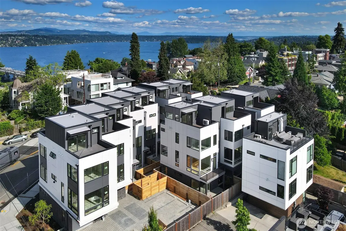 1301 31st Avenue S, Seattle, WA 98144 - Image #1