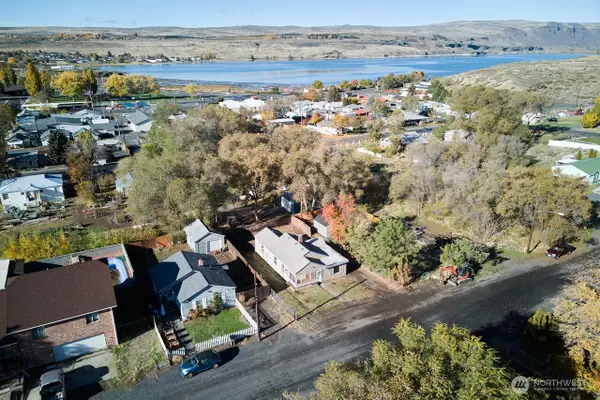 121 N Fern Street, Soap Lake, WA 98851