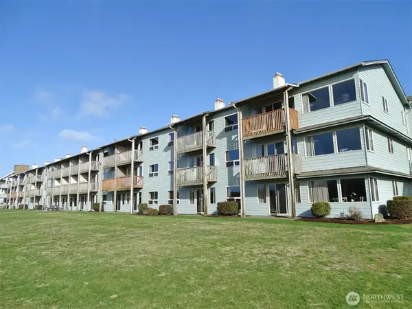 643 Ocean Shores Boulevard Nw #303, Ocean Shores, WA 98569