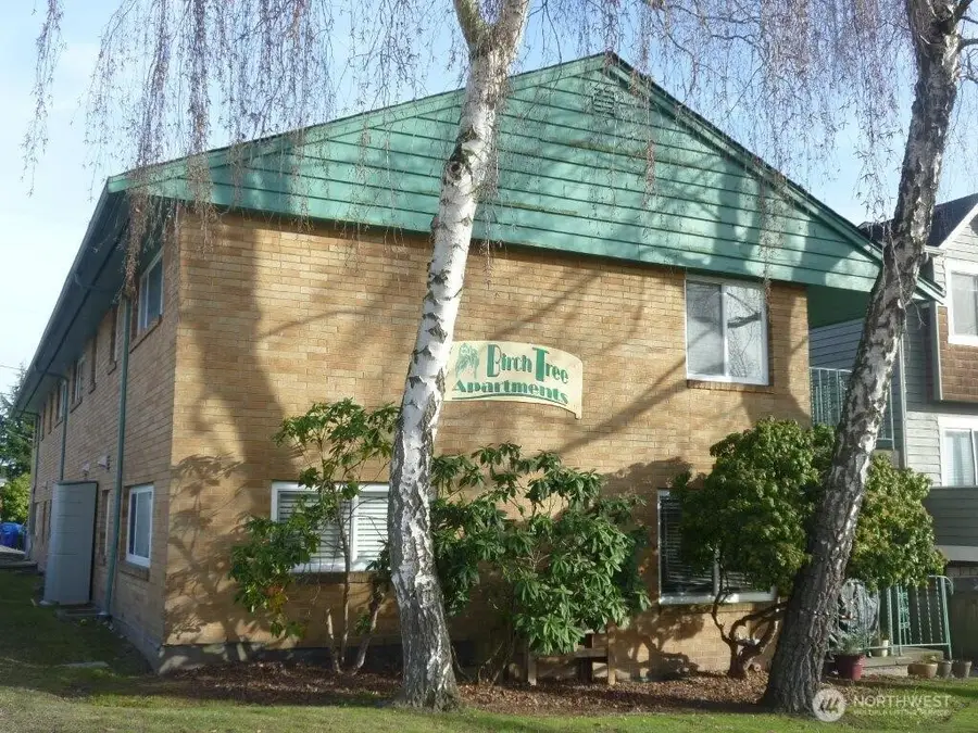 4130 36th Avenue Sw, Seattle, WA 98126 - #2