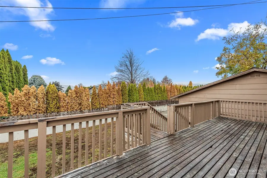 3010 NW Cascade Avenue, East Wenatchee, WA 98802 - Image #2